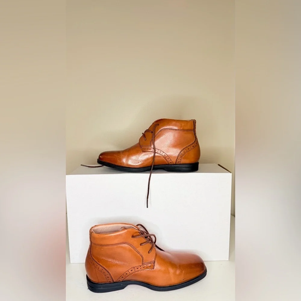 Kids Florsheim Sz 2.5 Tan Leather Ankle Boots